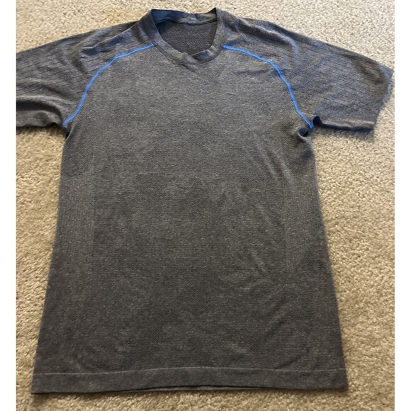 LULULEMON Men's T-Shirt Metal Vent Short Sleeves Grey Size Small - Picture 4 of 10